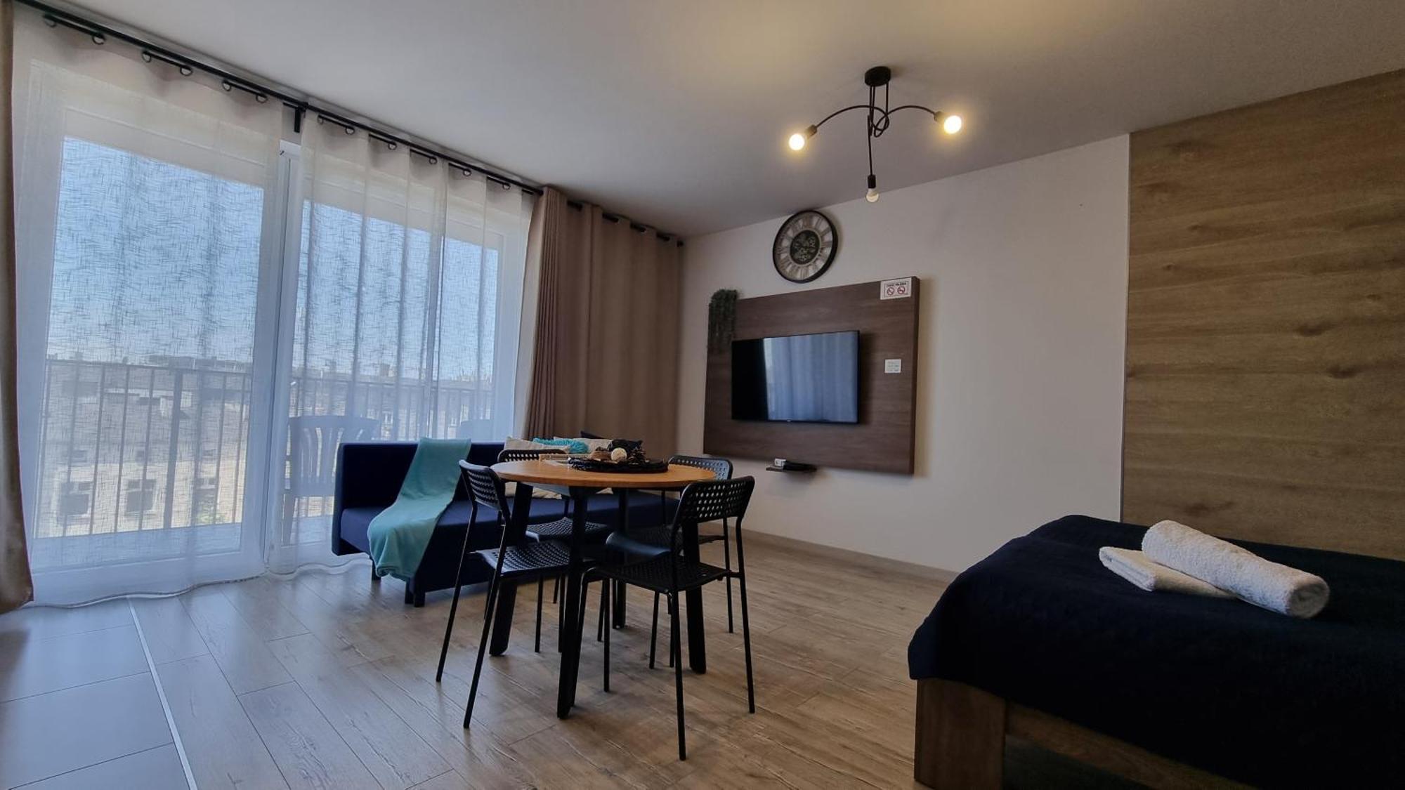 Q Apart Coral - Studio, Manufaktura, Parking Gratis, Tv Max, Fv, Gwarancja Zadowolenia Apartment Lodz  Exterior photo